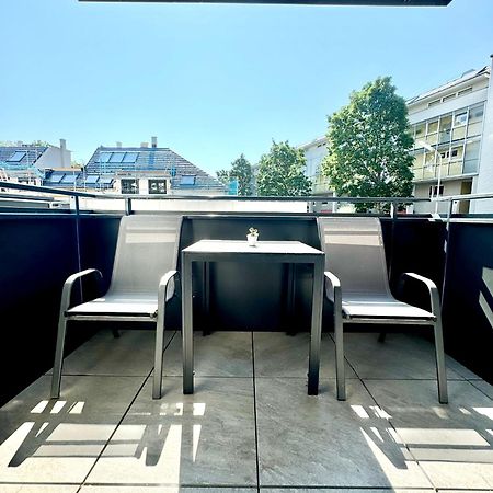 Stylische Wohnung Mit Balkon Виена Екстериор снимка